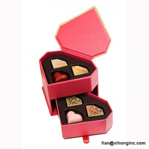 Ny design lyxig hjärtaformad anpassad tryckt choklad kartong